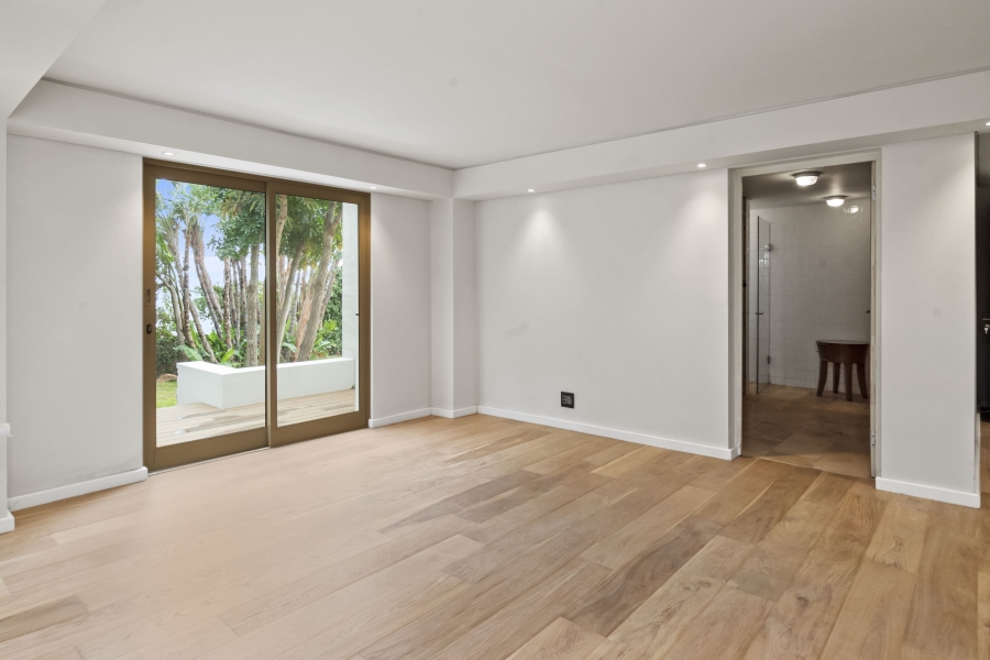 5 Bedroom Property for Sale in Camps Bay Western Cape